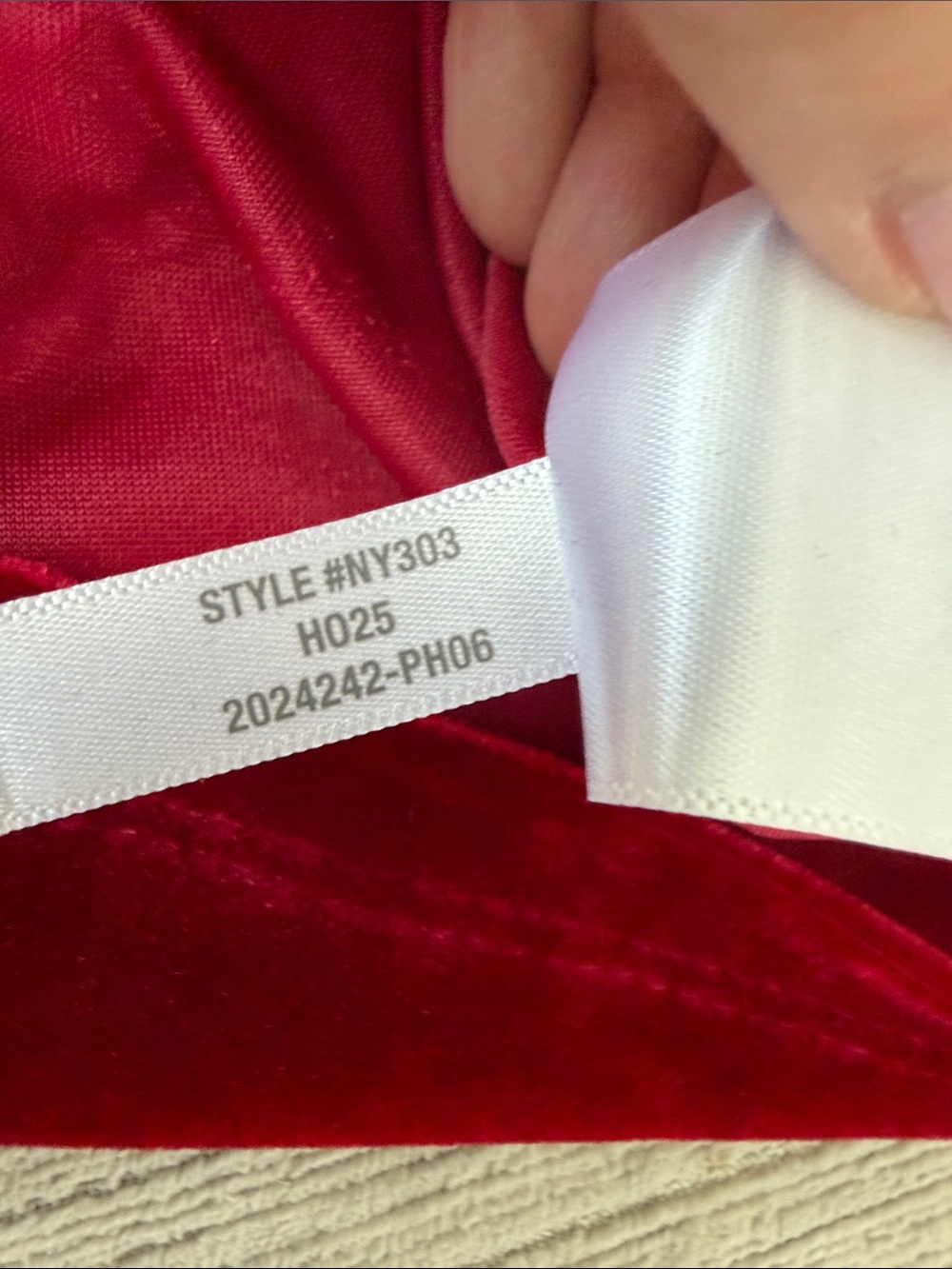 Madewell Red Velvet Short Sleeve Tee NWT Size XL Style ND583 - Picture 6 of 7